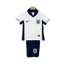 Carregar imagem no visualizador da galeria, Camisa e Shorts Inglaterra 2024 Infantil