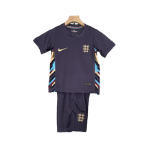 Carregar imagem no visualizador da galeria, Camisa e Shorts Inglaterra II 2024 Infantil