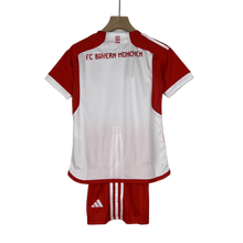 Carregar imagem no visualizador da galeria, Camisa e Shorts Bayern Munich Infantil 23/24