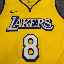 Carregar imagem no visualizador da galeria, Camisa Regata Basquete Lakers Kobe Bryant #8 Amarelo
