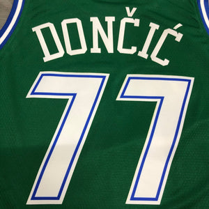 Camisa Regata Basquete Dallas Mavericks Luka Doncic #77