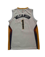 Carregar imagem no visualizador da galeria, Camisa Regata Basquete New Orleans Zion Williamson #1 Branco